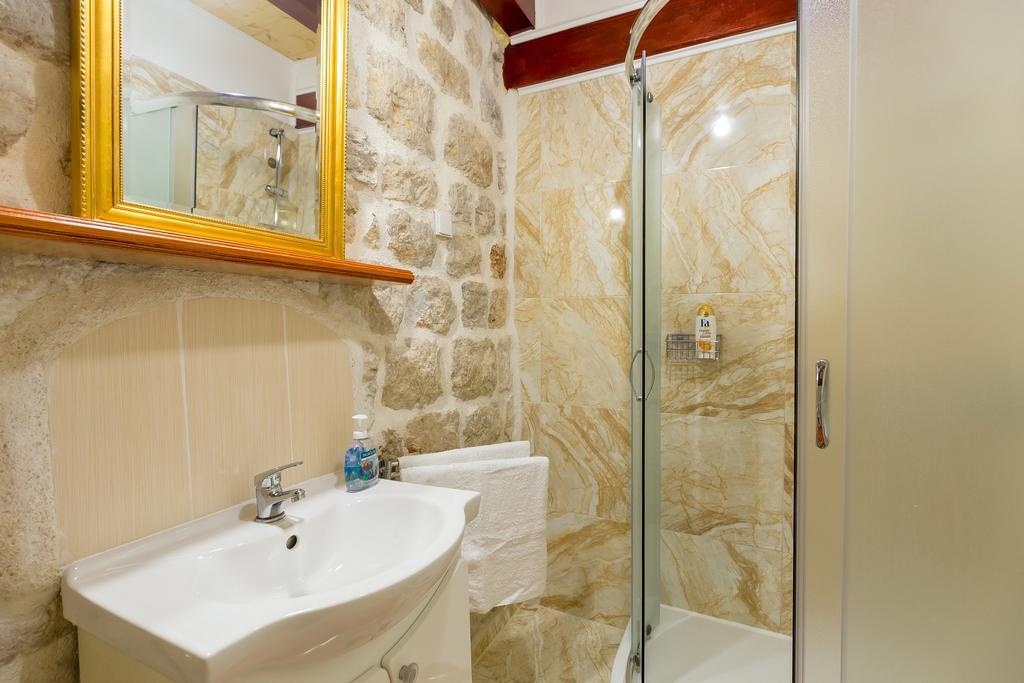 Juliette'S Palace Studios Dubrovnik Exteriör bild